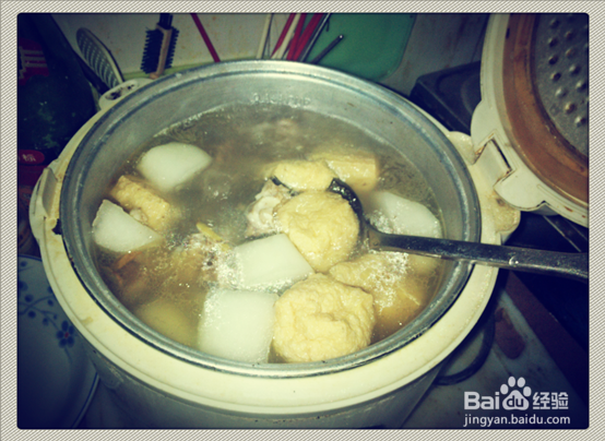 家常小菜一碟：[5]电饭煲怎么做白萝卜排骨汤