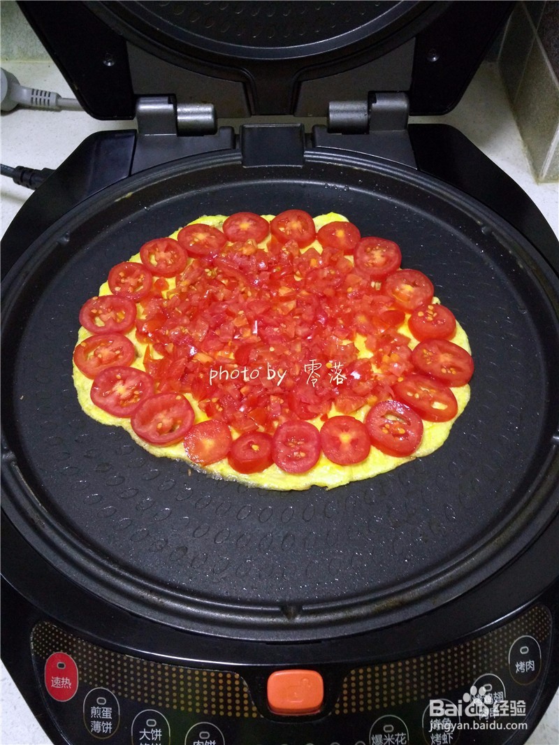 【西红柿与鸡蛋的美妙混搭】西红柿鸡蛋披萨