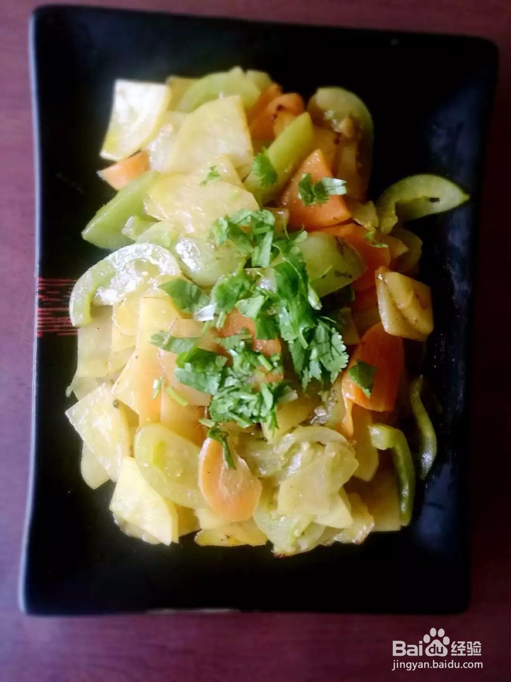 青柿子炒土豆片