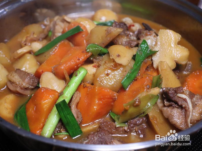 广式红焖带皮羊肉的做法