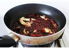 做出永不失败的酱焖酥鱼——酱焖酥鱼