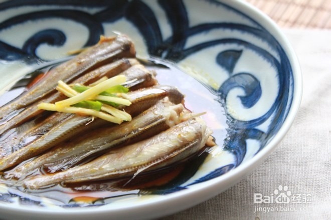 教大家做清蒸小黄鱼