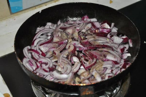 腊味双拼煲仔饭