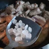 美食红烧排骨的做法
