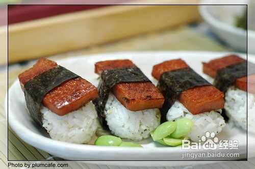 夏威夷风的午餐肉饭团