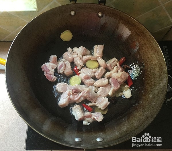 家常五花肉炖酸菜冻豆腐