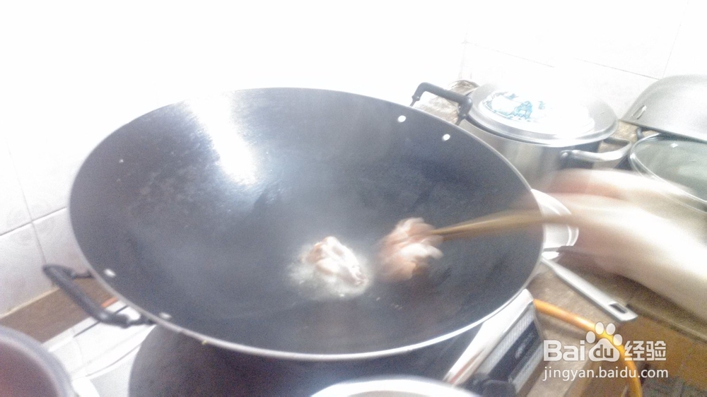 香辣辣鸡翅的做法-好吃又美味!!赞不绝口