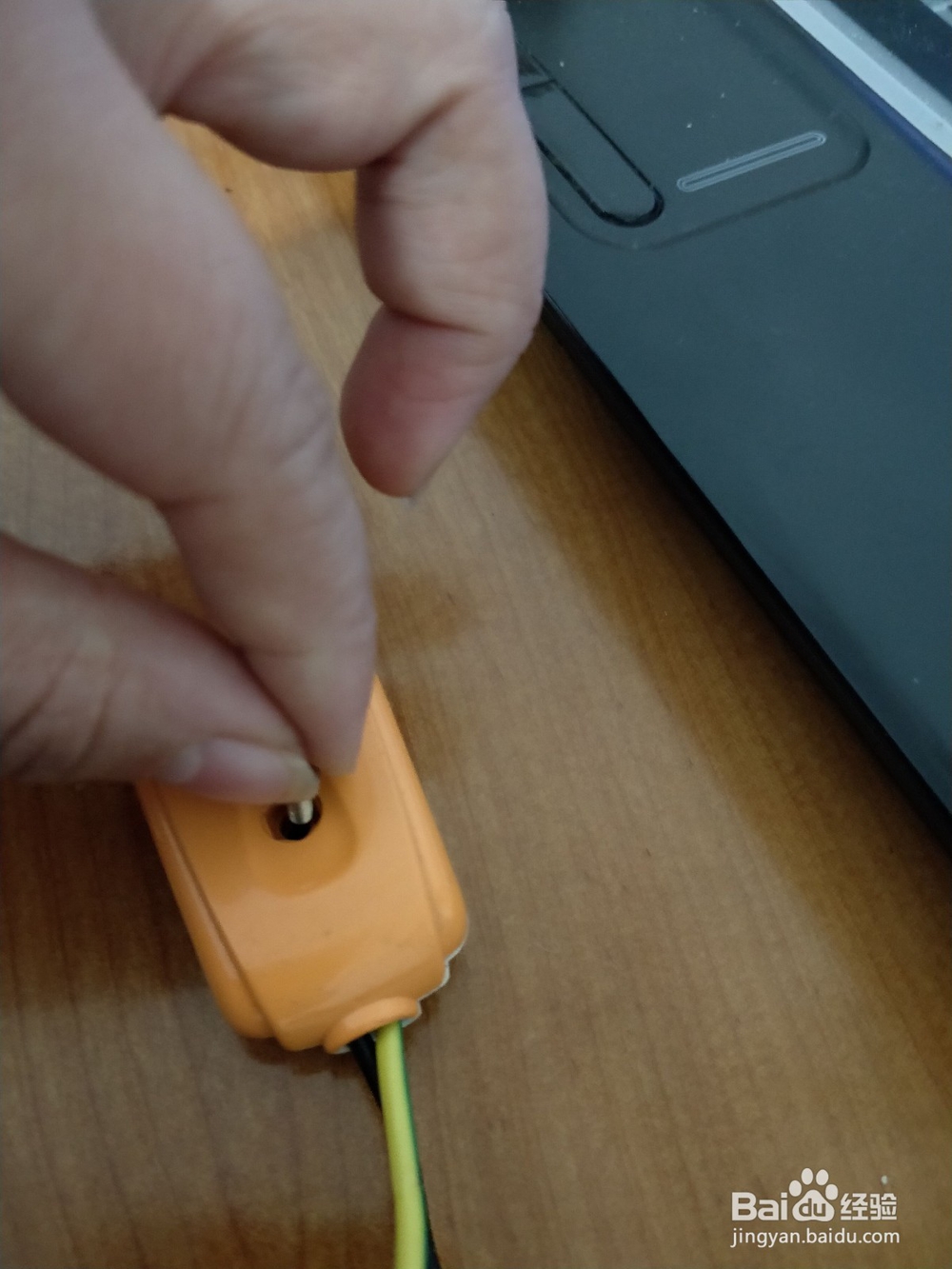 怎样接插头的线