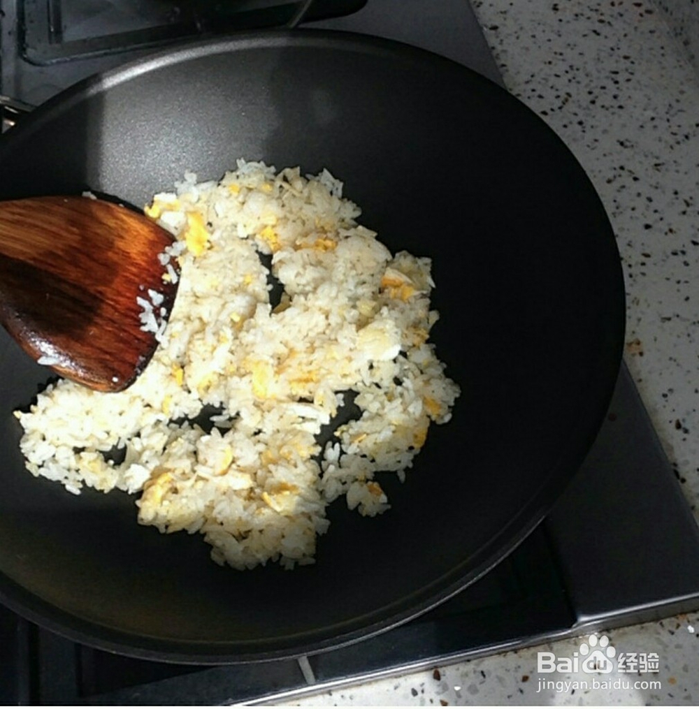 蛋炒饭怎么做好吃呢