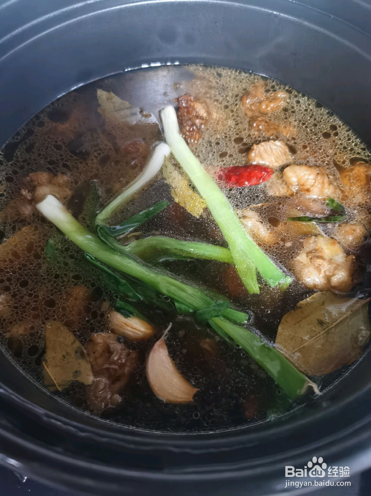 砂锅炖牛肉的做法