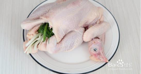 酱油鸡是年夜饭不可缺少的一道菜