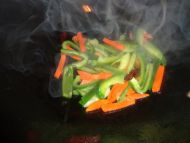 雪菜青椒炒鸡块的做法