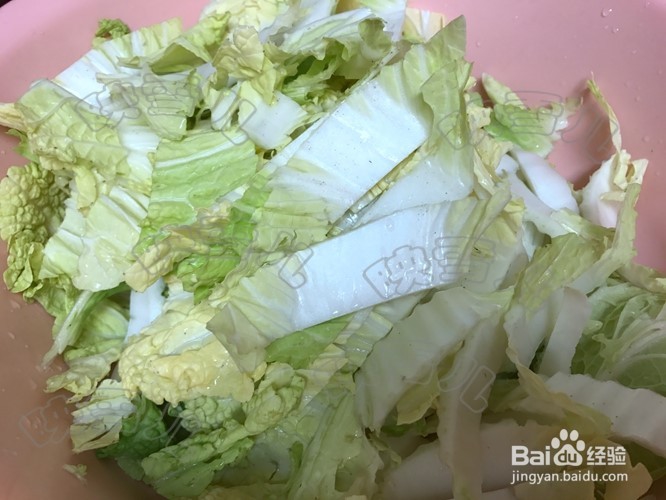 快手菜白菜炒午餐肉