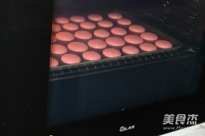 樱花马卡龙—德普烘焙食谱