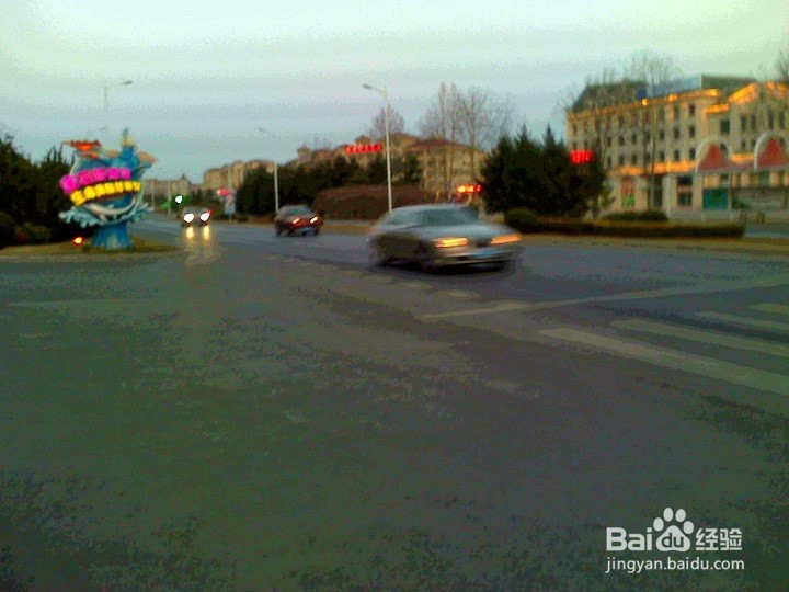 车辆驾驶员在傍晚怎样安全驾驶