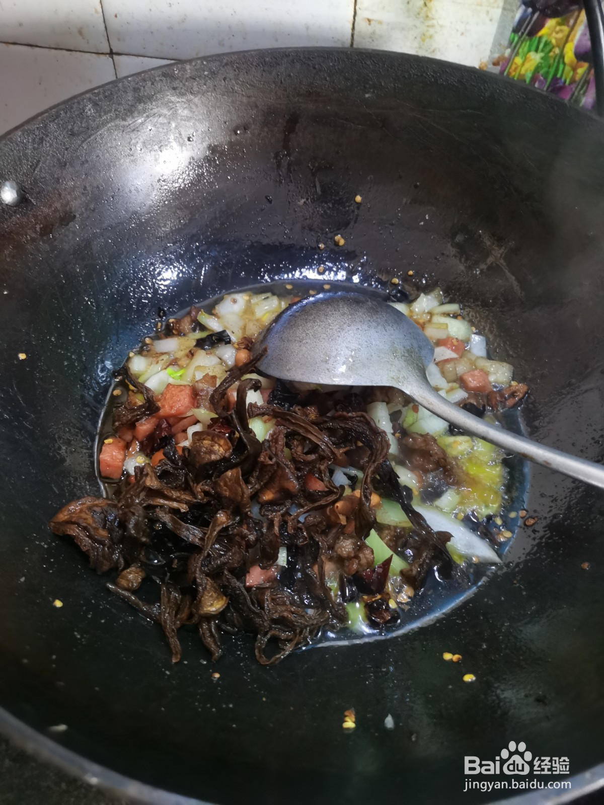 香辣肉丁蘑菇