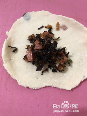 梅干菜扣肉饼的做法
