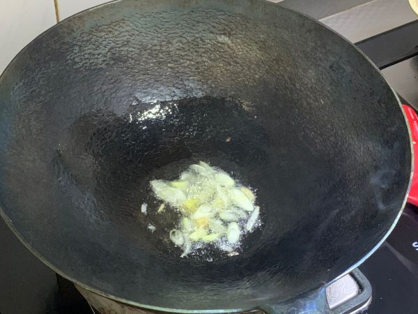 川香干锅茶树菇