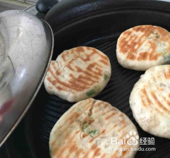 怎么做肉末椒香葱花发面烙