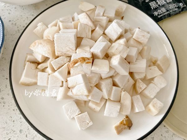 黑椒杏鲍菇牛肉粒