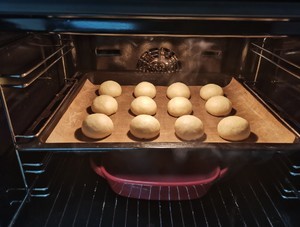 松软肉松面包的做法