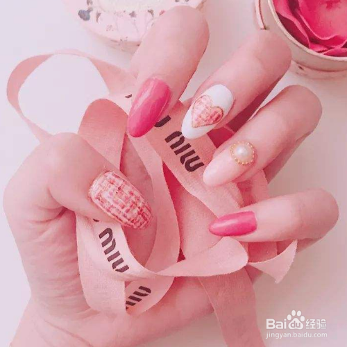 白色美甲变黄怎么清洗