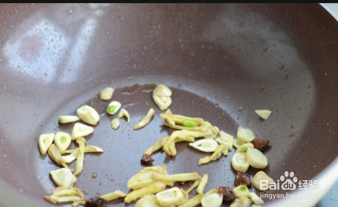 如何做出美味的五香黄花鱼？