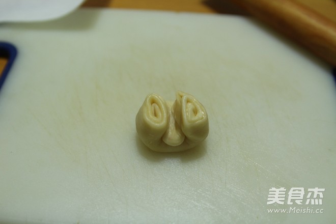 蛋黄酥的家常做法