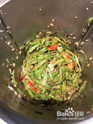健康养生佳品干煸肉末四季豆的做法
