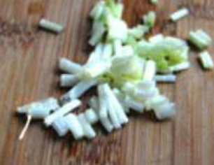 虾皮萝卜丝汤的制作