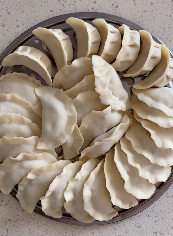 花菇猪肉白菜馅饺子