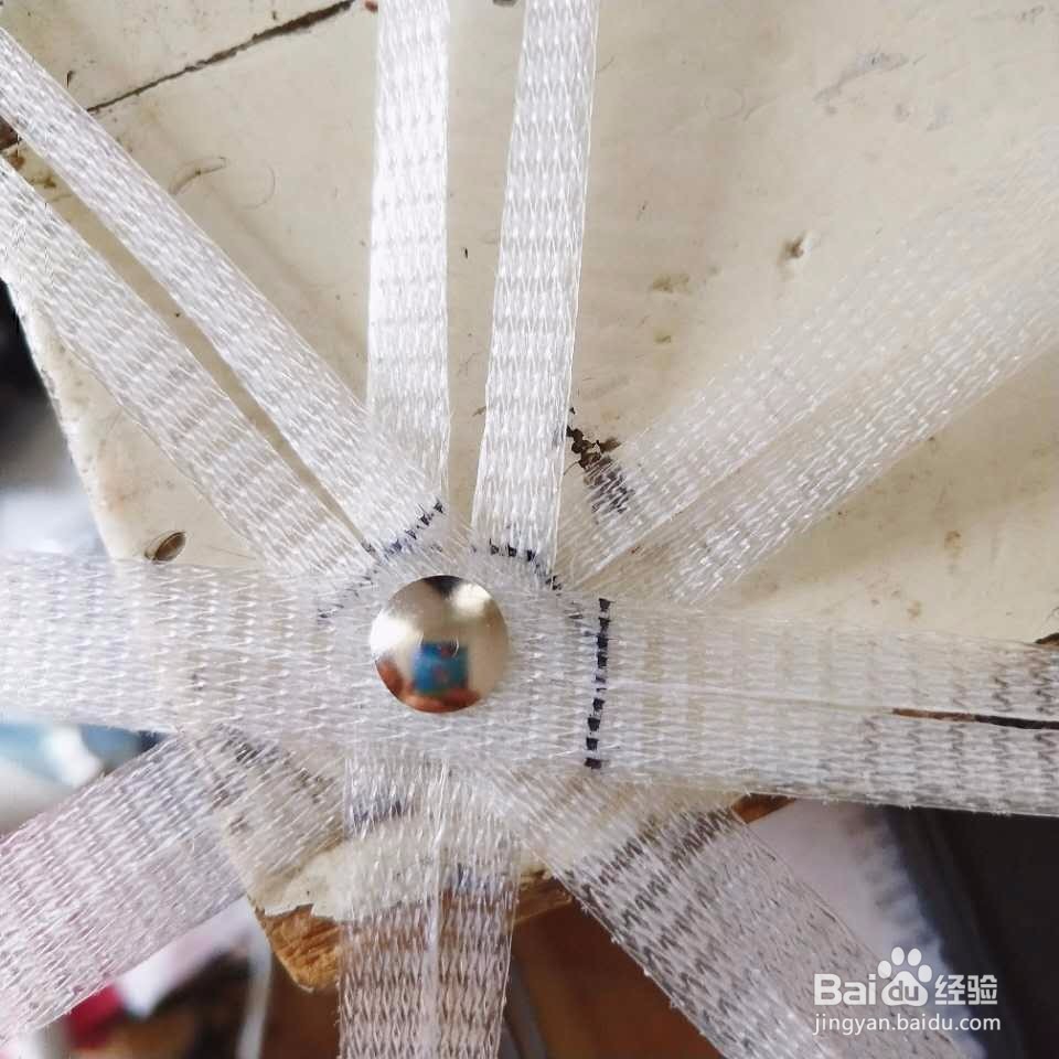 怎么用编织带编小篮子 包装带带手工品怎么做