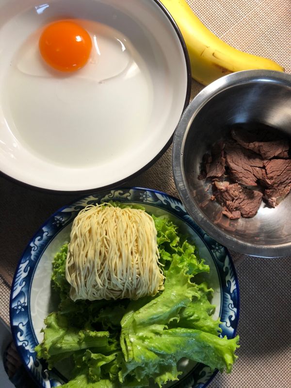 懒人早餐云吞面条