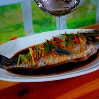 超简单健康的清蒸鲫鱼