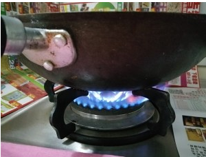 简易的炸鸡腿