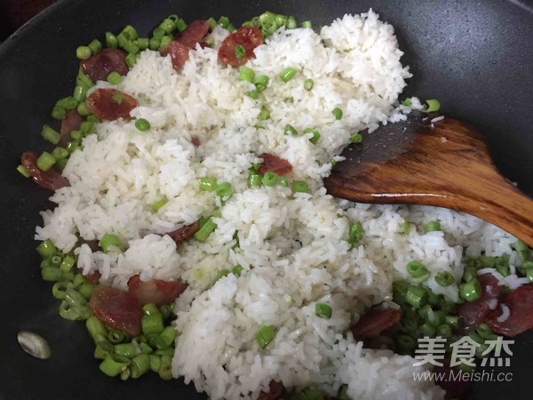 豆角腊味炒饭