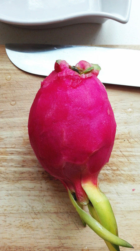 火龙果皮汁怎么做好吃，看这个就能学会