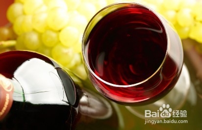 口味醇正的红酒(葡萄酒)是怎么样来制作的呢?