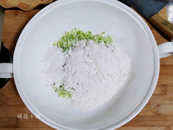 #四季宝蓝小罐#花生酱鸡蛋早餐饼