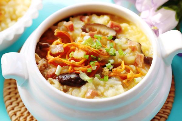 火腿香菇瘦肉粥