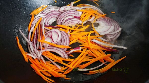 葱椒胡豆拌瓜丝