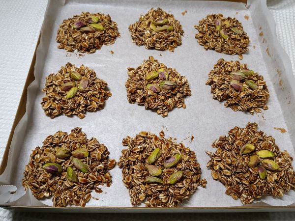 开心果巧克力燕麦脆