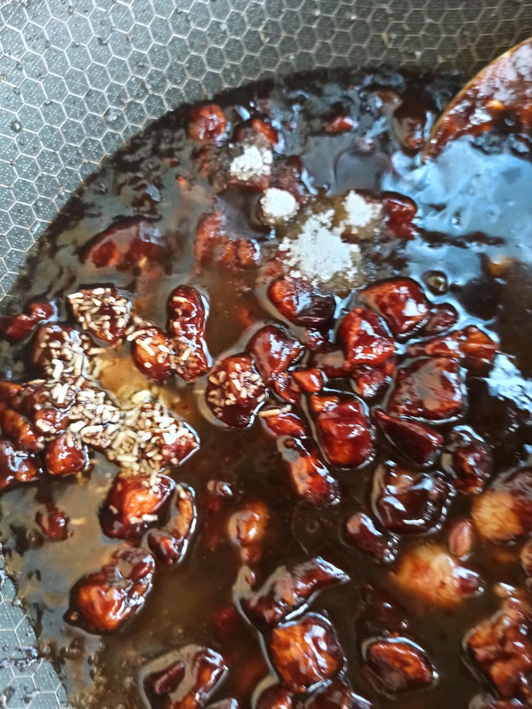 津味肉丁炸酱面