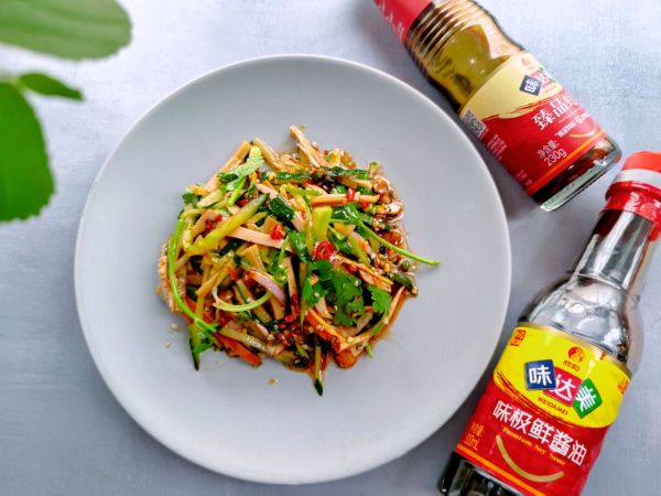 汁味香菜拌豆干