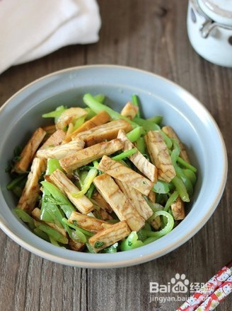 怎么做青椒炒香干