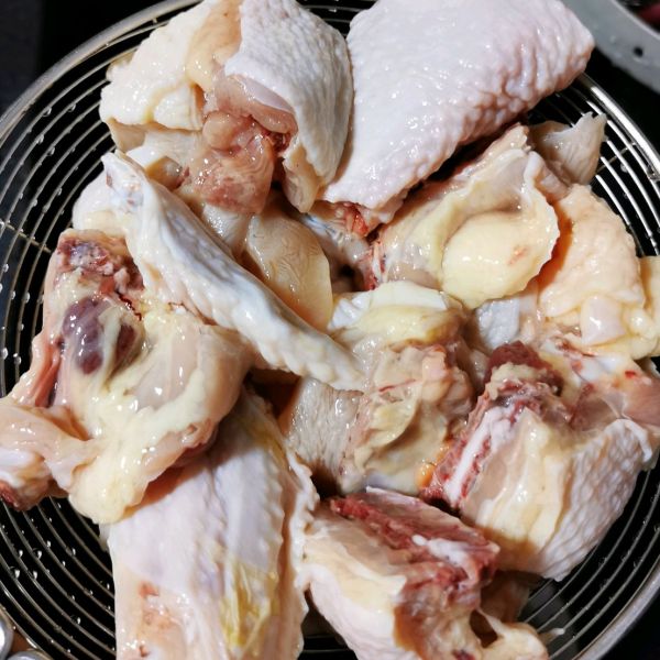 香菇墨鱼土鸡汤