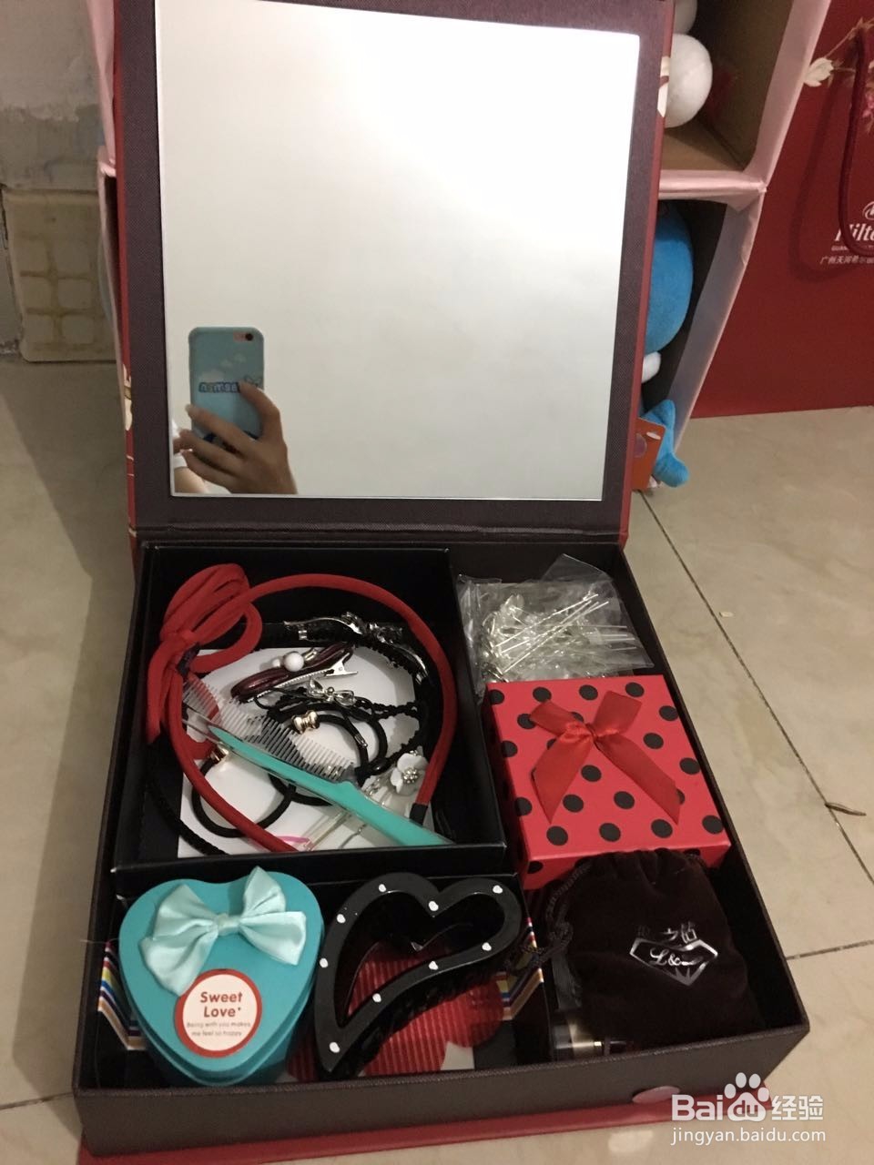 如何将月饼盒变身美美梳妆盒