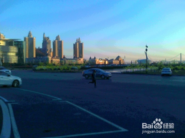 老年人傍晚怎样安全出行