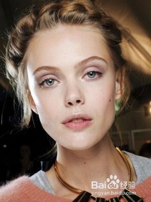 打造异度风情,10款迷人发髻任你选