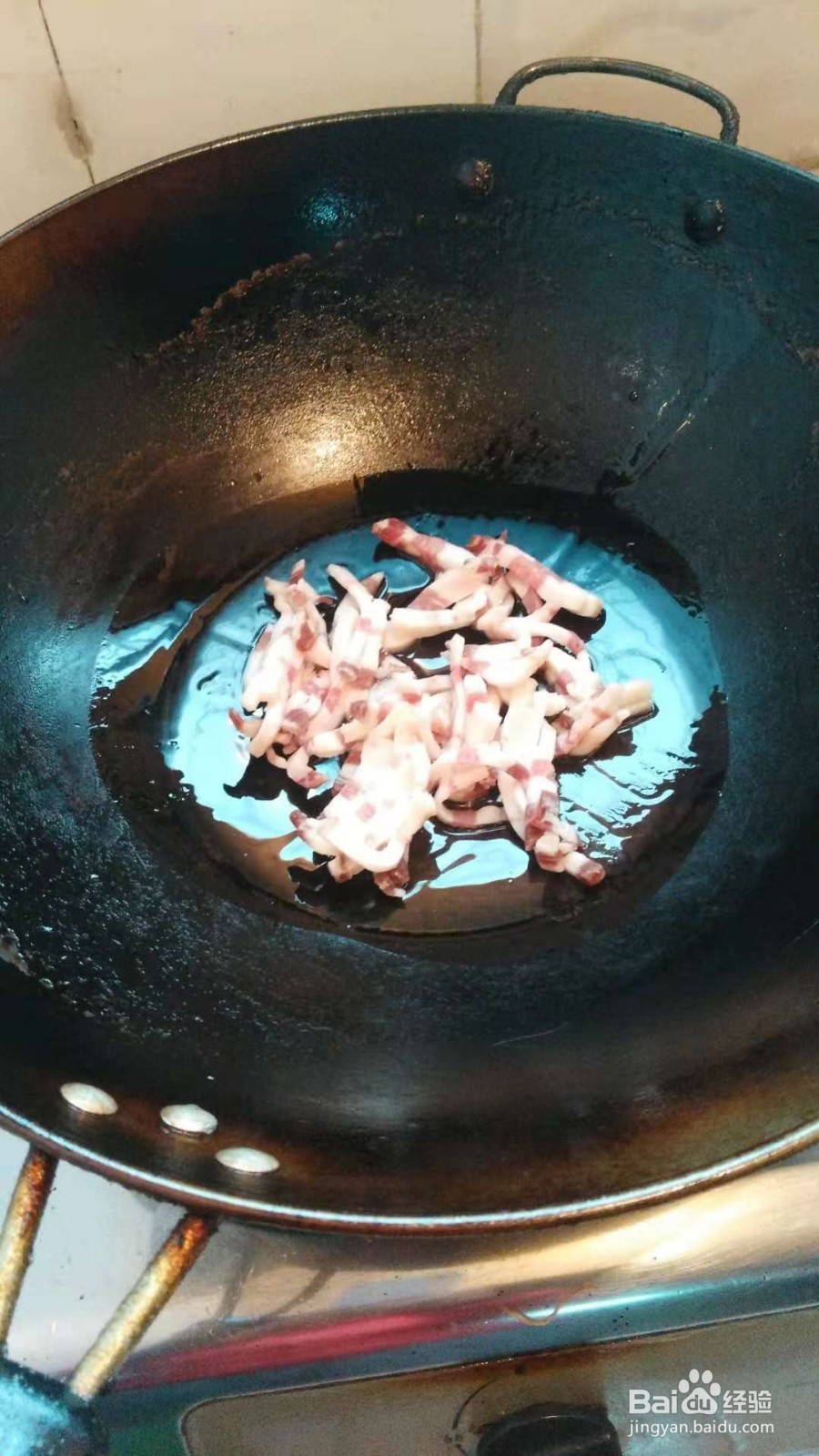 怎样炒芹菜好吃？